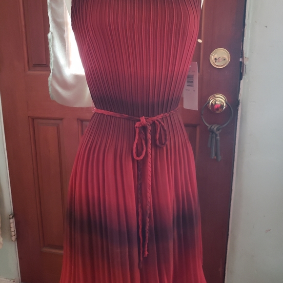 AMANDA LANE DRESS - Picture 6 of 16